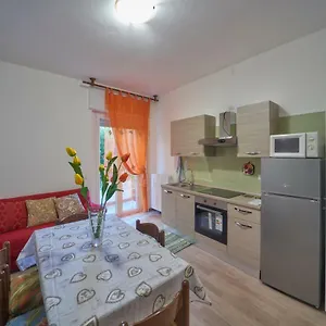 https://casa-della-nonna-abbadia-lariana.it-lombardy.com